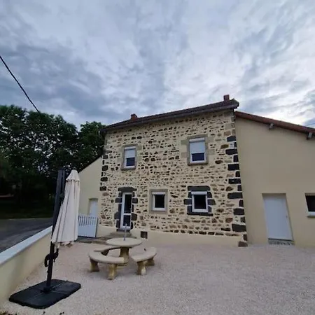 Chez Robert Holiday home Bromont-Lamothe